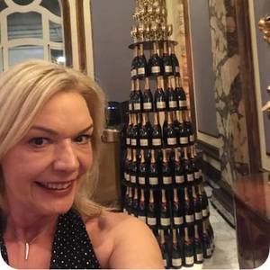 Meet your Posher, Stacy